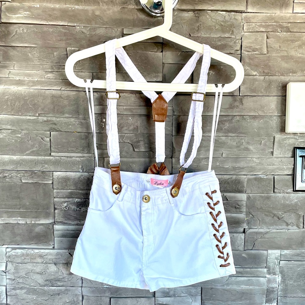 Lydia white shorts with suspenders